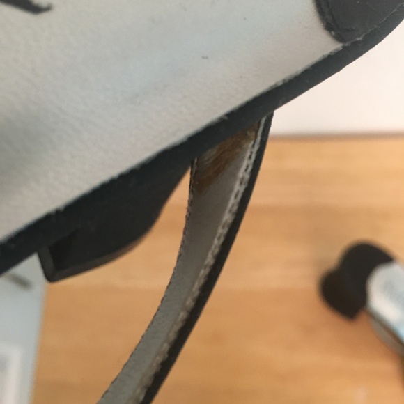 A’mano Open-Toe Multi-Strap Chunky Heel Mules - Picture 10 of 10